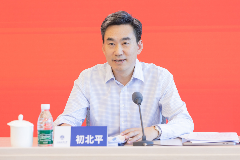 初北平校長講話